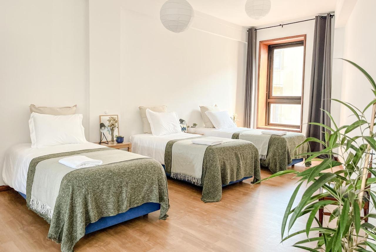 Central Loft With Free Parking 포르투 외부 사진